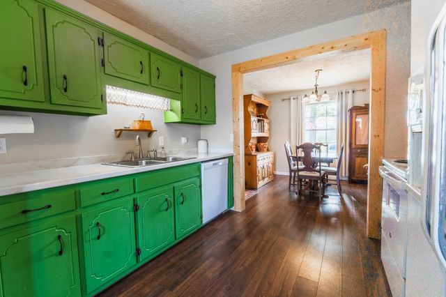 102 Elbert Ct, Christiana, TN 37037