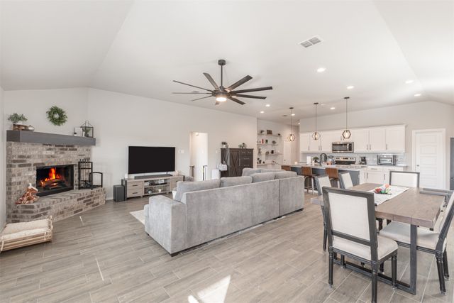 706 Presidio Street, Aubrey, TX 76227