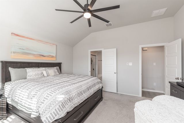 706 Presidio Street, Aubrey, TX 76227