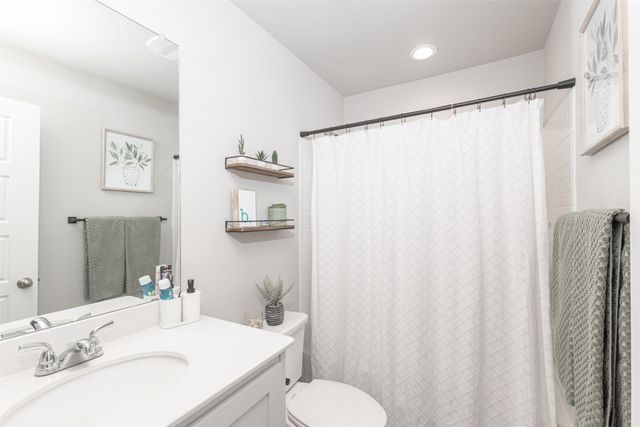 706 Presidio Street, Aubrey, TX 76227