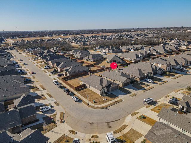 706 Presidio Street, Aubrey, TX 76227