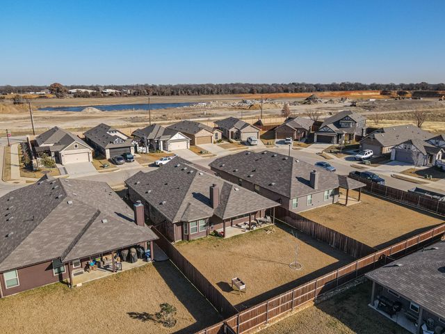 706 Presidio Street, Aubrey, TX 76227