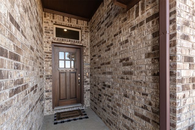 706 Presidio Street, Aubrey, TX 76227