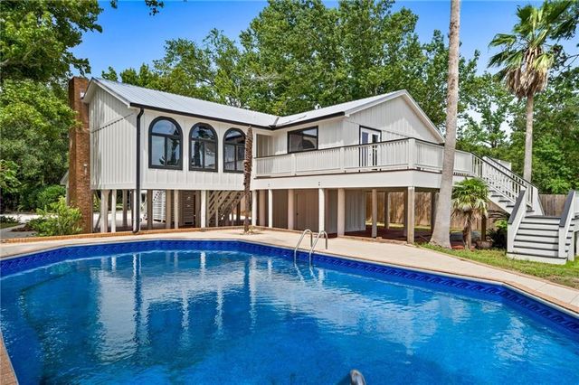 10651 County Road 1, Fairhope, AL 36532
