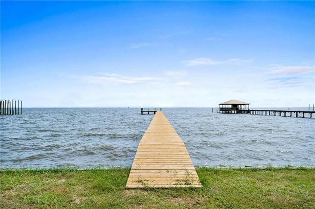 10651 County Road 1, Fairhope, AL 36532