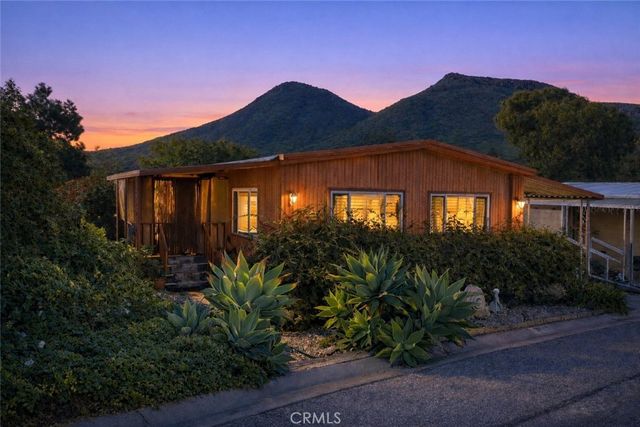 91 Monte Vista, Newbury Park, CA 91320