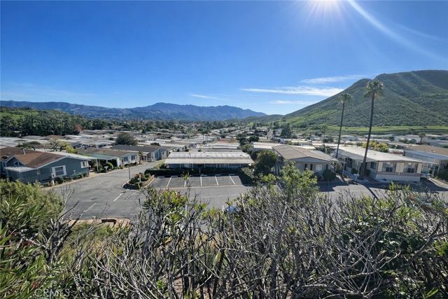91 Monte Vista, Newbury Park, CA 91320