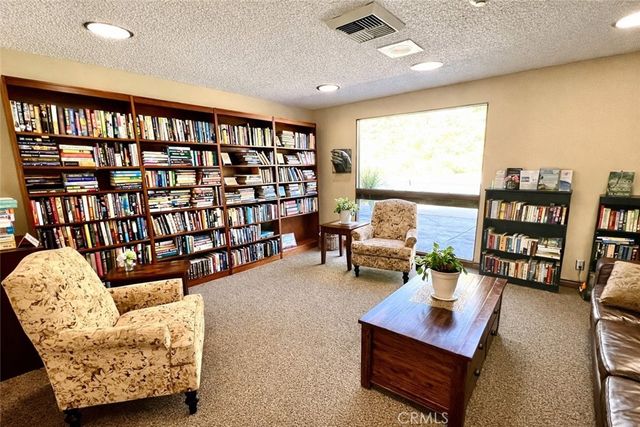 91 Monte Vista, Newbury Park, CA 91320