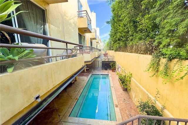 4128 Whitsett 101, Studio City, CA 91604