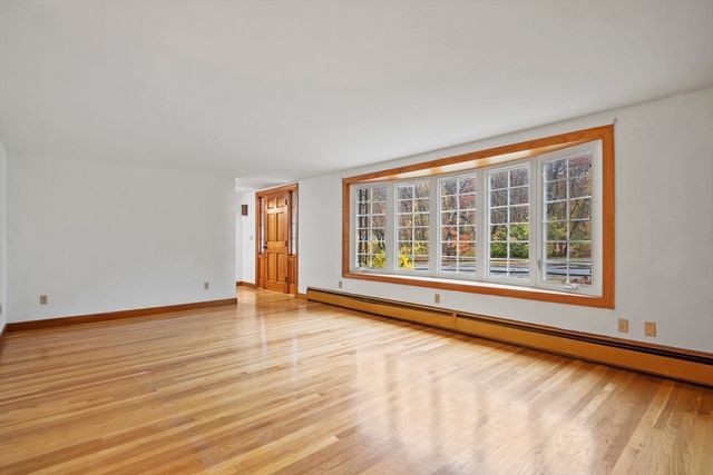 116 Waverly Street, Ashland, MA 01721