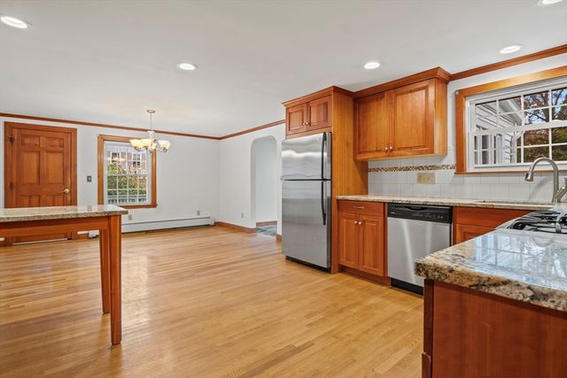 116 Waverly Street, Ashland, MA 01721