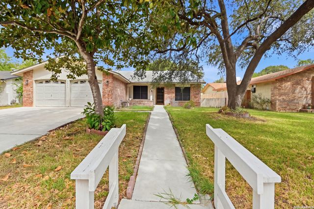 4835 BINZ ENGLEMAN RD, Kirby, TX 78219