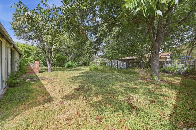 4835 BINZ ENGLEMAN RD, Kirby, TX 78219