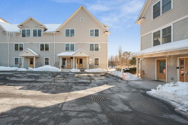 107 John Fay Rd Apt 204, South Burlington, VT 05403