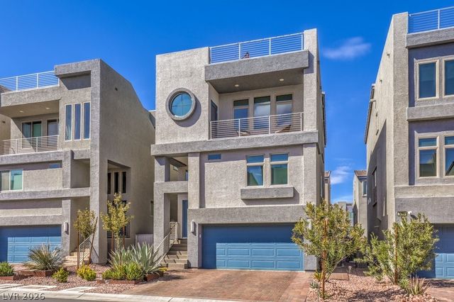 8086 Misty Canyon Avenue, Las Vegas, NV 89113