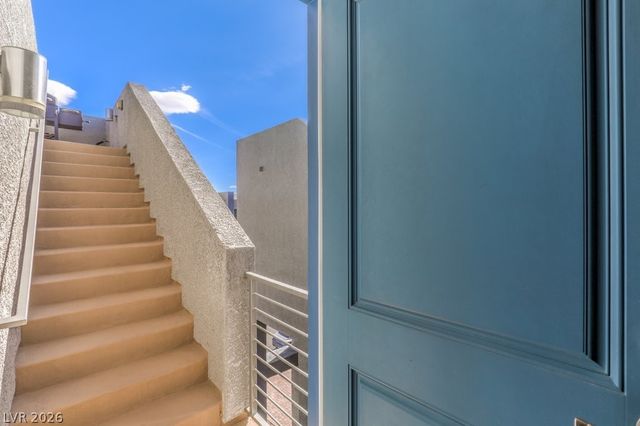 8086 Misty Canyon Avenue, Las Vegas, NV 89113