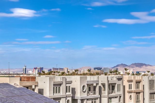 8086 Misty Canyon Avenue, Las Vegas, NV 89113