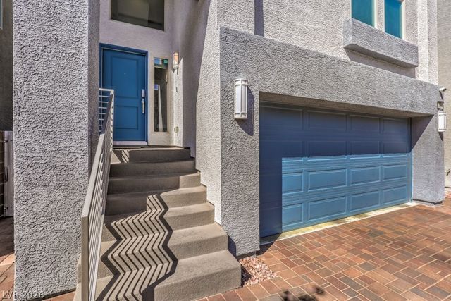 8086 Misty Canyon Avenue, Las Vegas, NV 89113