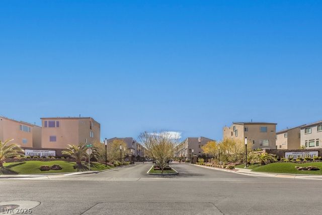 8086 Misty Canyon Avenue, Las Vegas, NV 89113