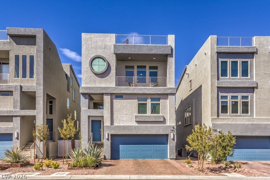 8086 Misty Canyon Avenue, Las Vegas, NV 89113