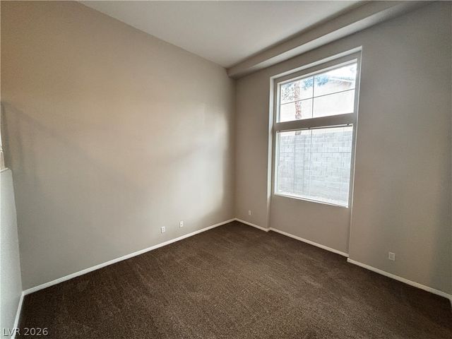 8409 Tiger Woods Avenue, Las Vegas, NV 89128