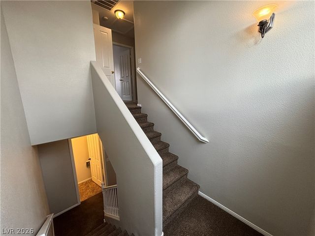 8409 Tiger Woods Avenue, Las Vegas, NV 89128