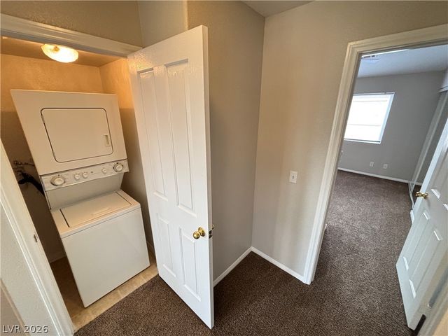 8409 Tiger Woods Avenue, Las Vegas, NV 89128