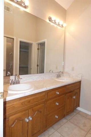 2303 NW Crosby Park, Lawton, OK 73505