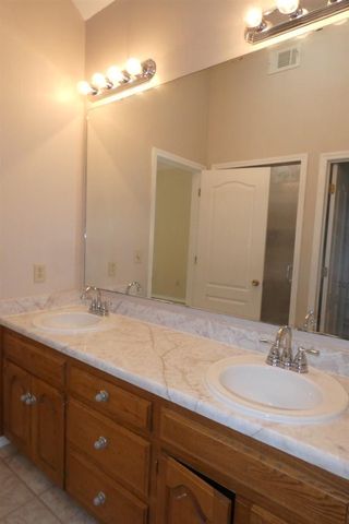 2303 NW Crosby Park, Lawton, OK 73505