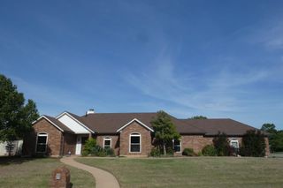 2303 NW Crosby Park, Lawton, OK 73505