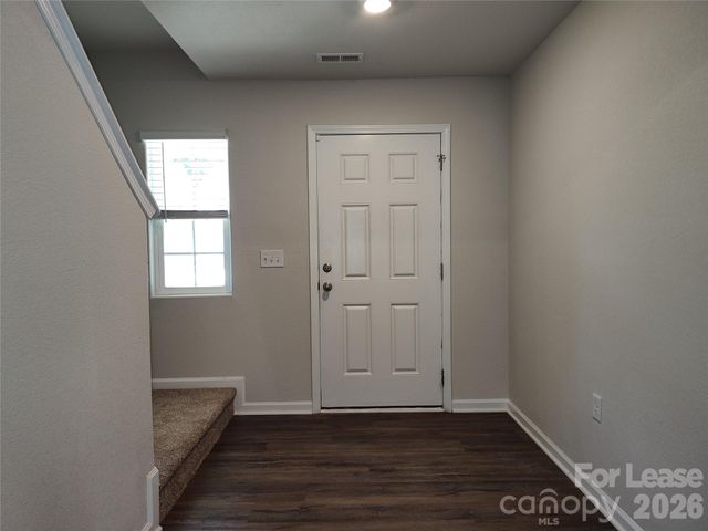 9220 Creedmore Hills Drive, Charlotte, NC 28214