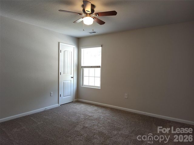 9220 Creedmore Hills Drive, Charlotte, NC 28214