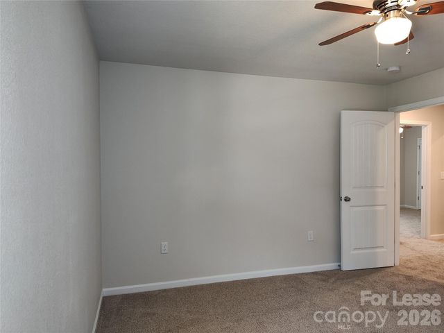 9220 Creedmore Hills Drive, Charlotte, NC 28214