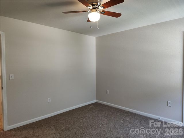 9220 Creedmore Hills Drive, Charlotte, NC 28214