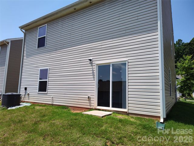 9220 Creedmore Hills Drive, Charlotte, NC 28214