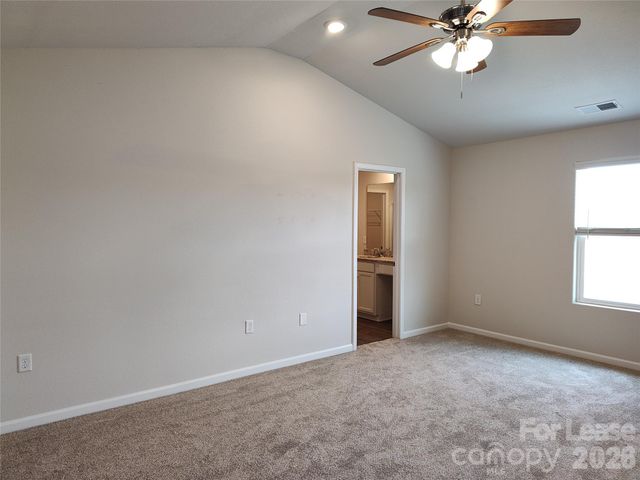 9220 Creedmore Hills Drive, Charlotte, NC 28214