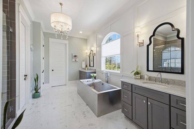 1037 Firestone Dr, Franklin, TN 37067