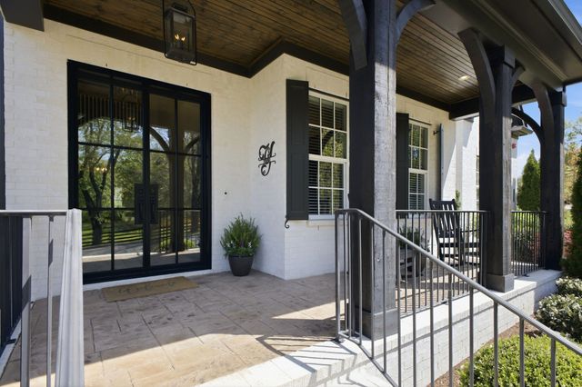 1037 Firestone Dr, Franklin, TN 37067