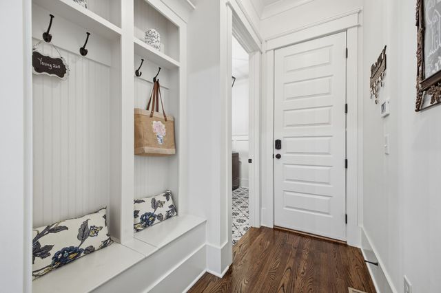 1037 Firestone Dr, Franklin, TN 37067