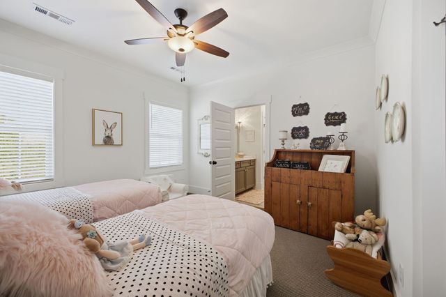 1037 Firestone Dr, Franklin, TN 37067