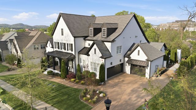 1037 Firestone Dr, Franklin, TN 37067