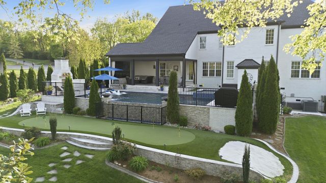 1037 Firestone Dr, Franklin, TN 37067