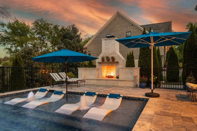 1037 Firestone Dr, Franklin, TN 37067