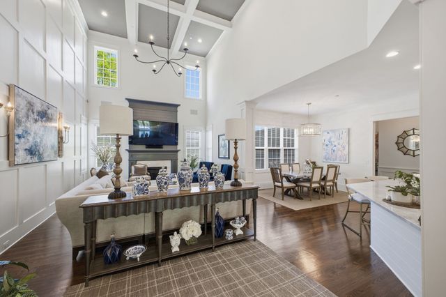 1037 Firestone Dr, Franklin, TN 37067