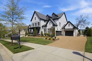 1037 Firestone Dr, Franklin, TN 37067