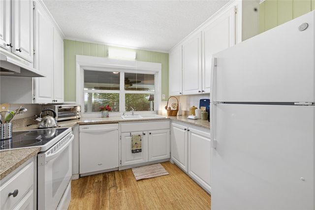 411 W 48TH STREET, Bradenton, FL 34209