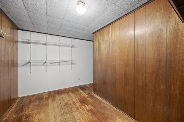 2 Border Rd, Natick, MA 01760