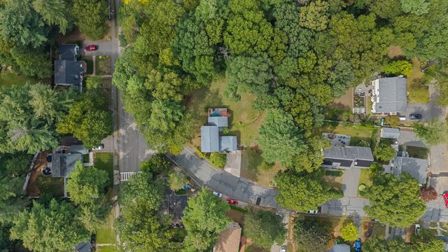 2 Border Rd, Natick, MA 01760