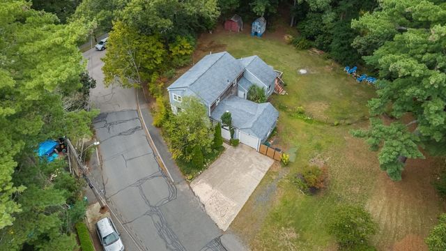 2 Border Rd, Natick, MA 01760