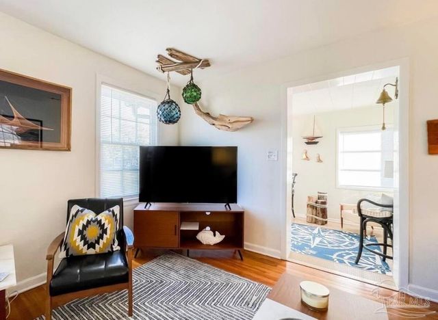 805 Rue Max St, Pensacola, FL 32507